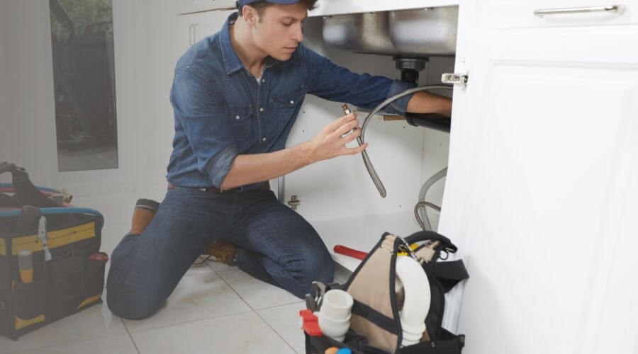 Professional water heater repair in Alplaus, NY